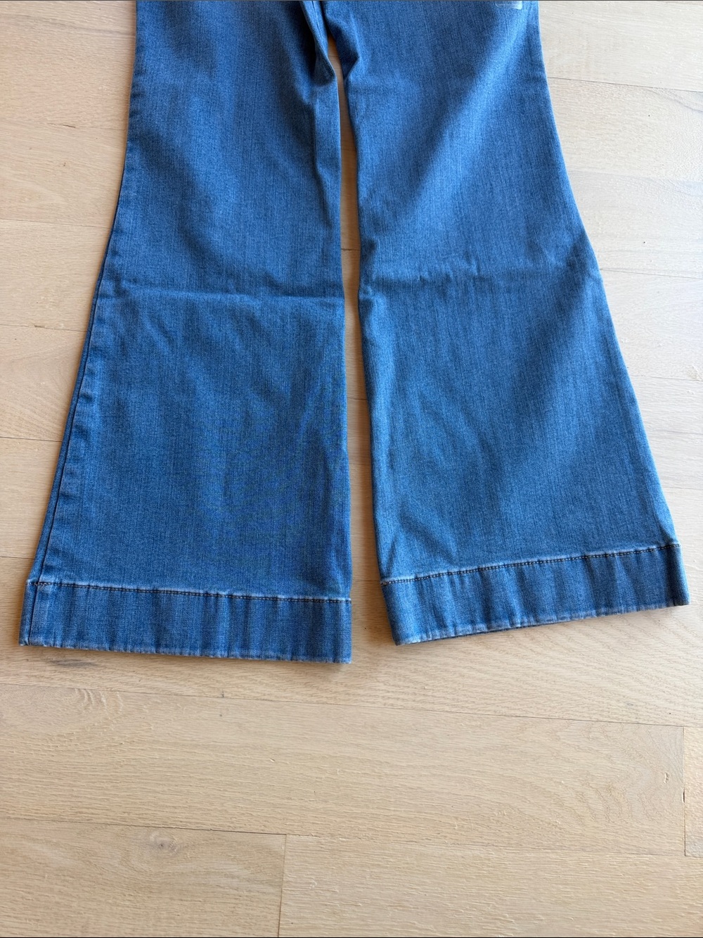 Wrangler (NWT) - Picture 5 of 11